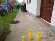 Pětideňák je plný tradičních programů, k takovým patří i kuželky.