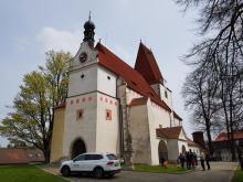 A na závěr raně gotický kostel Svatého Mikulláše v Horní Stropnici