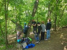 15. května - Zobáci na schůzce hráli na schovávanou