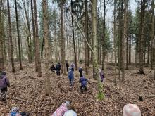 Hlídači pak přísně rozhodovali, koho viděli se pohnout.