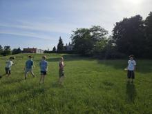 8. června - na závěr schůzky jsme se utkali v talíři/frisbee